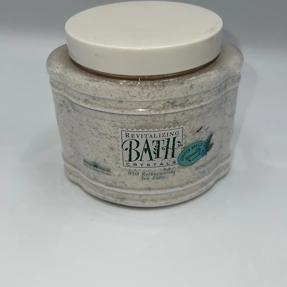 BATH & BODY WORKS Juniper Breeze Bath Crystals-11oz